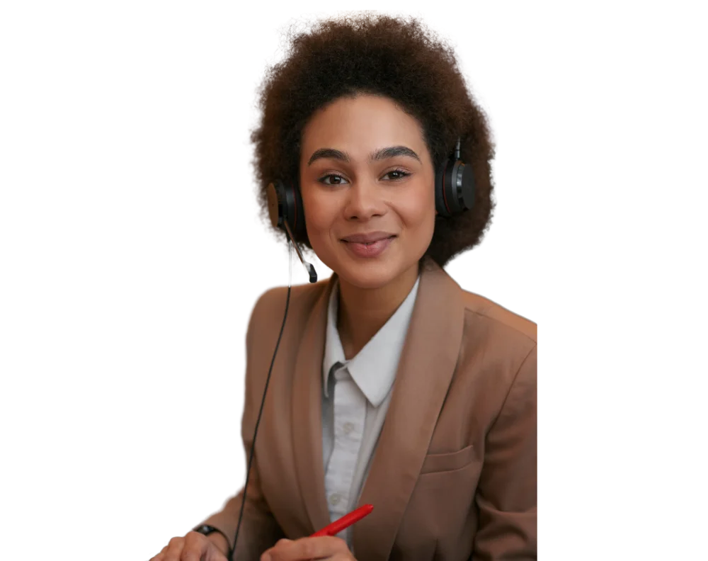 Build meaningful relationships
while receiving essential daily support